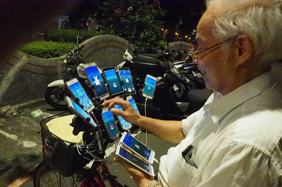 Homem de 70 anos gasta mais de mil euros por mês para jogar Pokemon Go