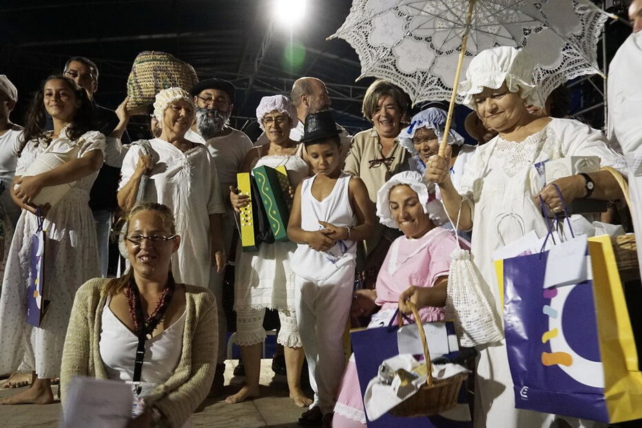 Concurso de fatos de banho antigos é uma das iniciativas previstas para animar banhistas noturnos
