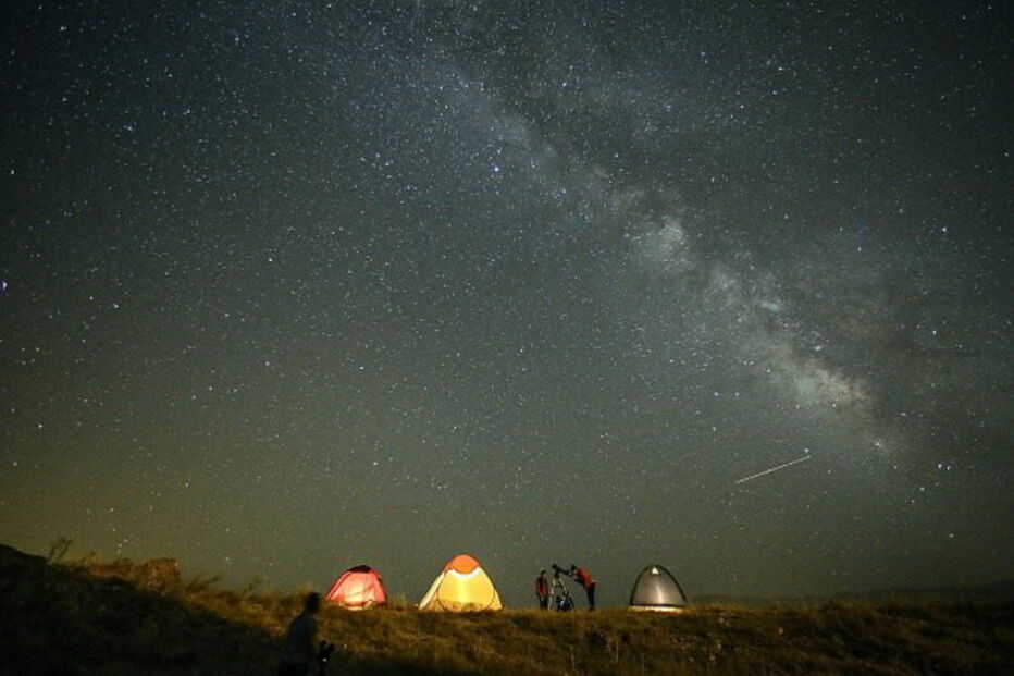 A famosa chuva de estrelas tem sido observada ao longo dos últimos 2.000 anos, sendo conhecidas como Lágrimas de São Lourenço