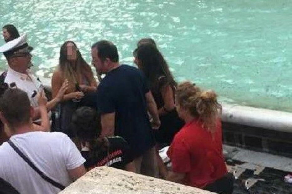 Imagens da agressão junto à fonte romana