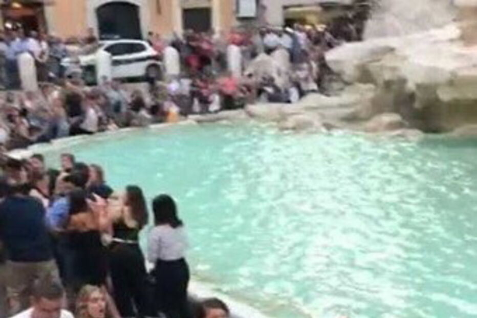 Imagens da agressão junto à fonte romana