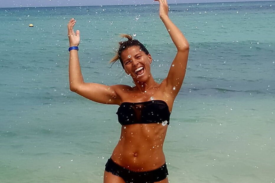 Sónia Araújo sensual  durante as férias em Cabo Verde 