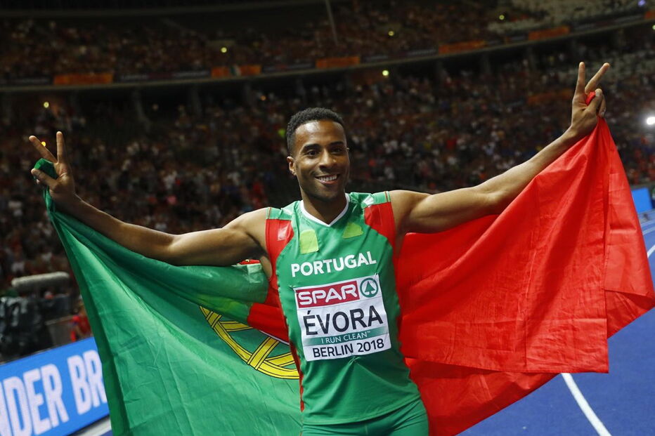 Nelson Évora é campeão europeu no triplo salto