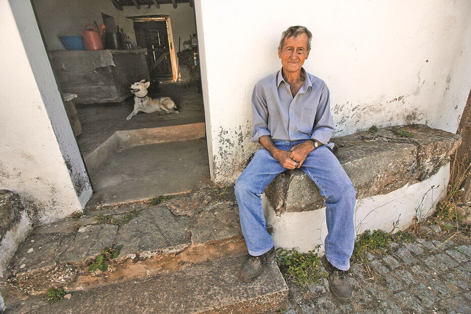 Diogo Correia, marido da única ferida grave no incêndio, em Alferce