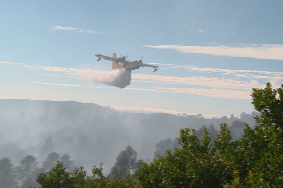 2018-08-13_14_49_23 Incêndio que deflagrou na Sertã foi dominado após 4 horas, estiveram no local mais de 250 operacionais.jpg