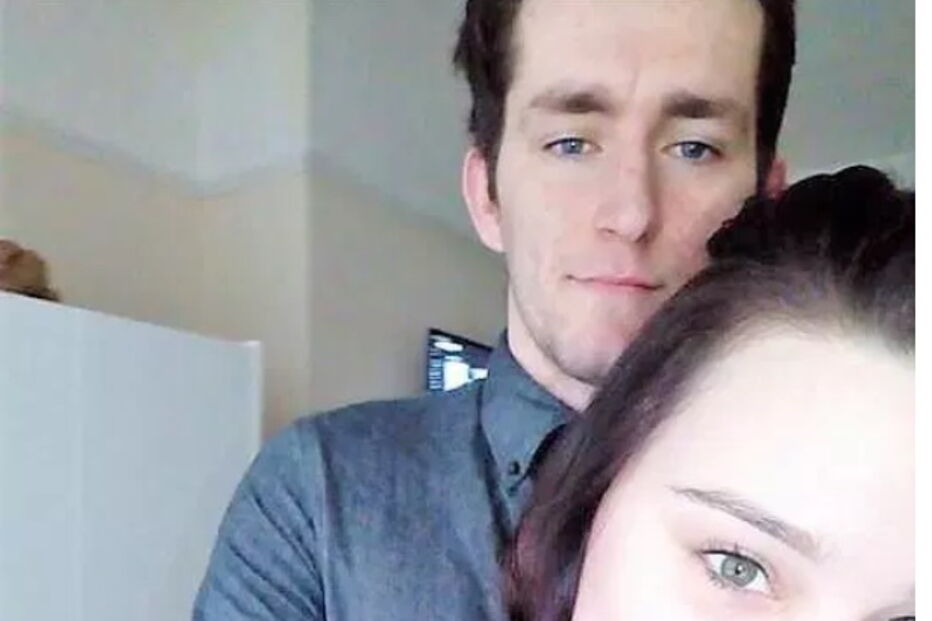 Apanha noivo e melhor amiga a fazer sexo 