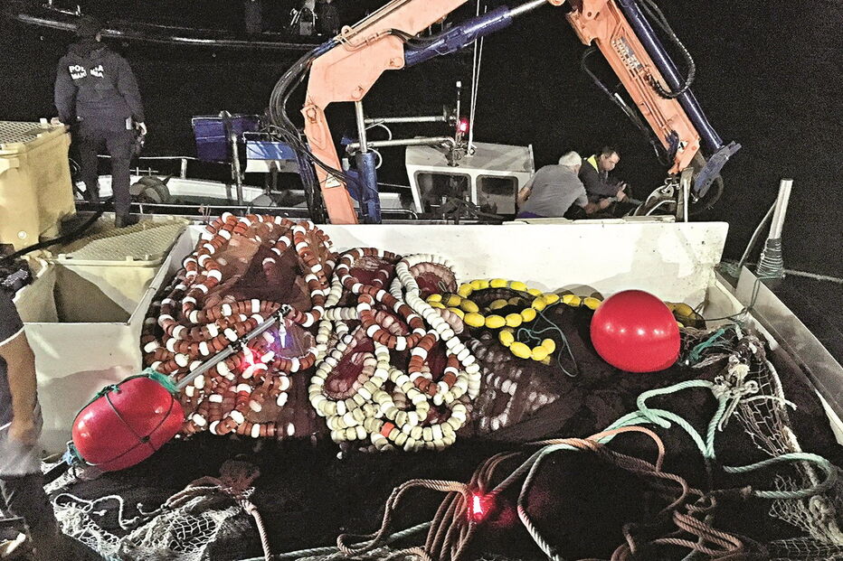 Barco estava a operar em período interdito à pesca da sardinha ao largo de Vila Real de Santo António  