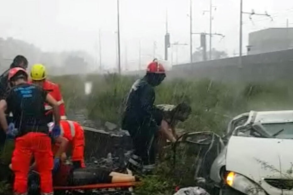 Ponte colapsa em Génova