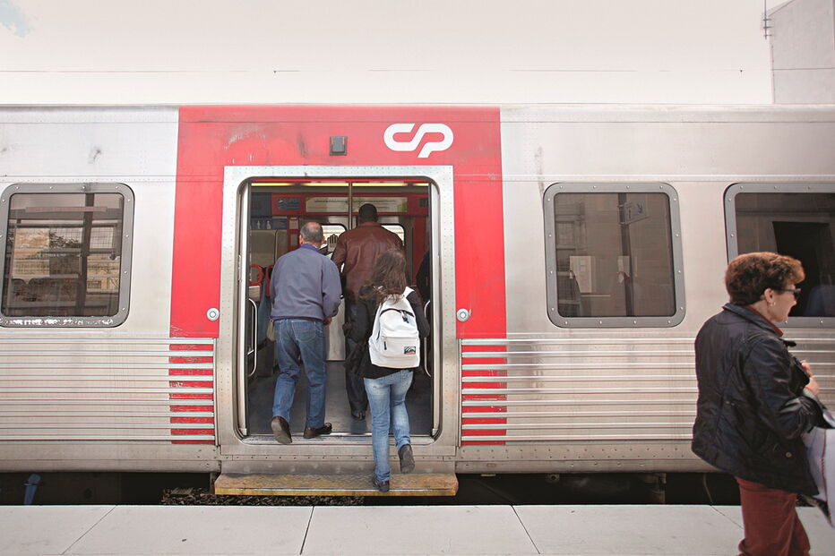 A CP Comboios tem registado avarias nos comboio e suprimido ligações 