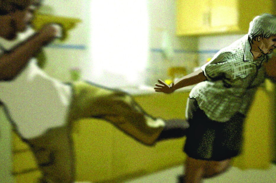 Ameaça mãe de morte por causa de um carro