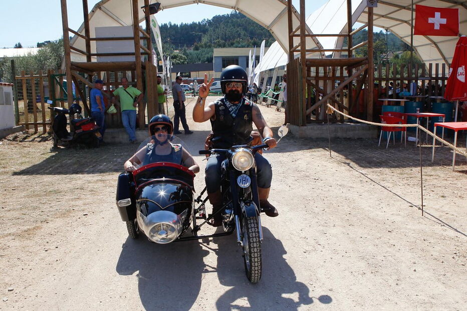 Concentração arrancou quarta-feira e termina no domingo. Organização aposta em espetáculos musicais variados