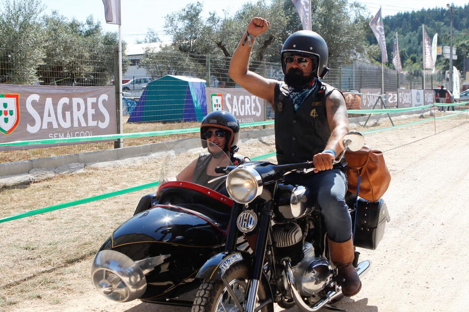Concentração arrancou quarta-feira e termina no domingo. Organização aposta em espetáculos musicais variados