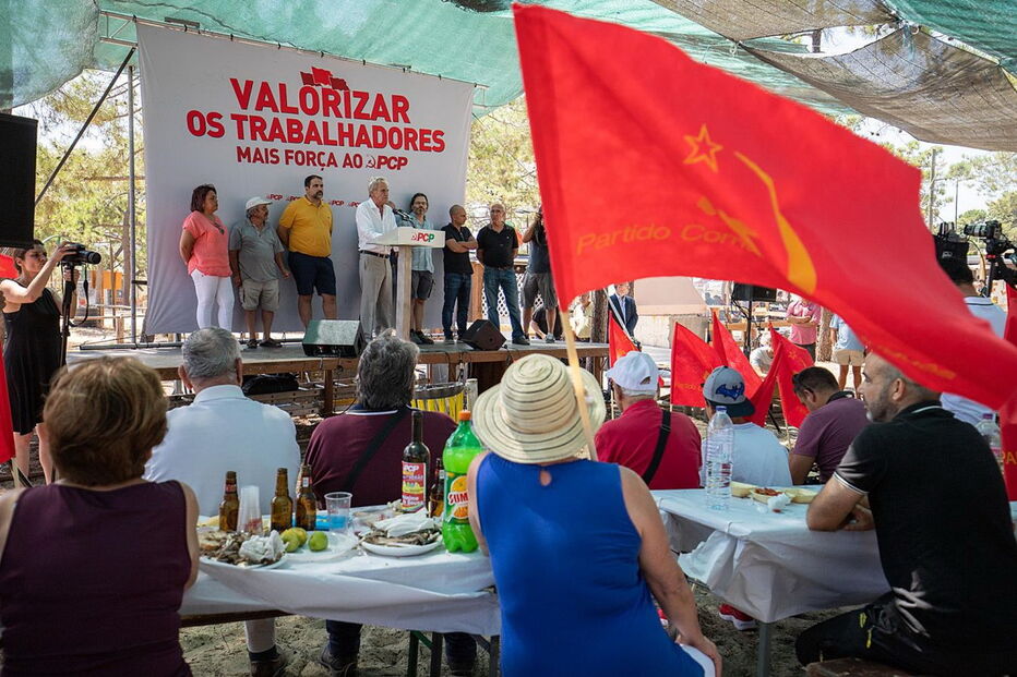 Jerónimo de Sousa esteve ontem no concelho de Silves onde alertou para a necessidade de apoiar a população