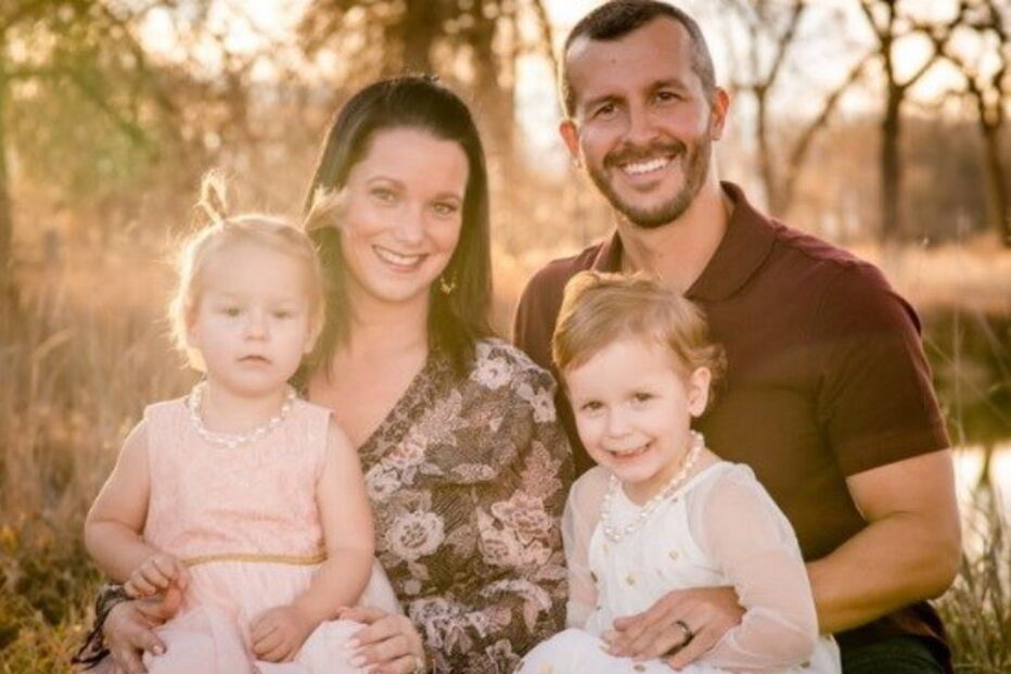 Chris Watts foi acusado de assassinar a mulher grávida e as filhas de 3 e 4 anos