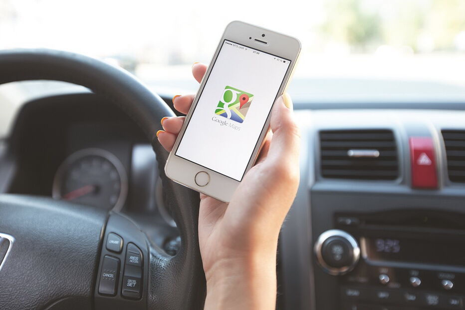 A Google é capaz de detetar a localização dos utilizadores de iPhone e de aparelhos com software Android instalado 