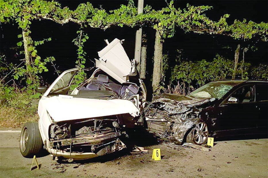 Viaturas chocaram nas Termas de São Vicente 