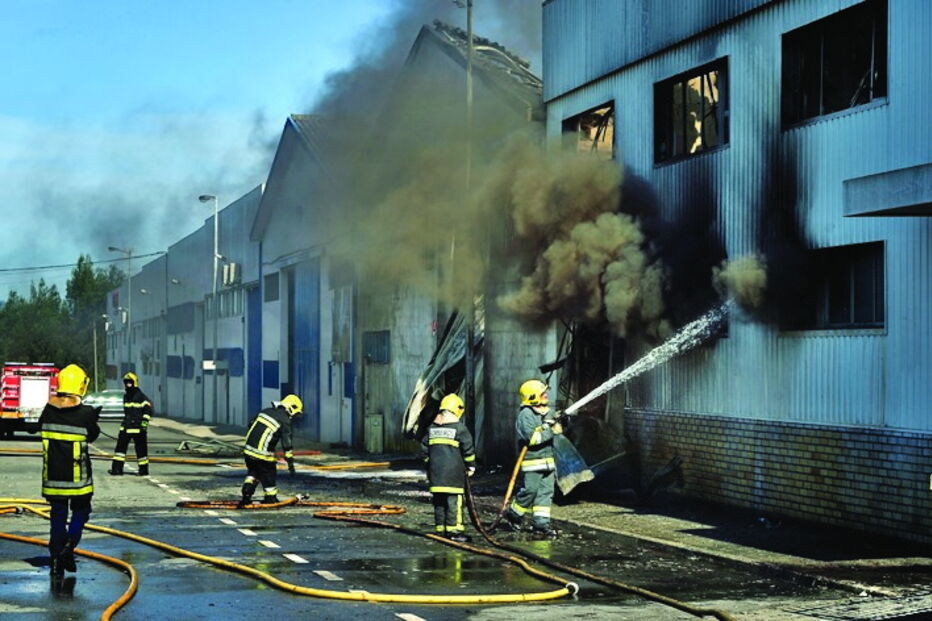 Chamas deflagraram ontem à tarde na zona industrial  
