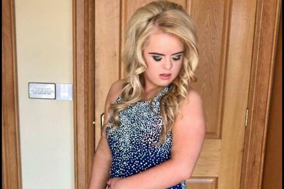 Menina torna-se na primeira modelo com síndrome de down a vencer concurso de beleza internacional