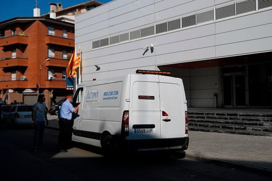Terrorista abatido após ataque a esquadra em Barcelona