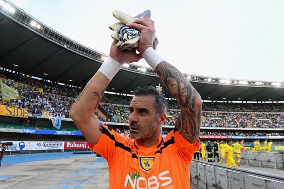 Guarda-redes do Chievo agradece mensagem de apoio de Cristiano Ronaldo