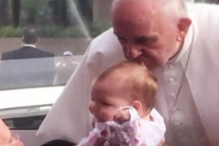 Gianna Masciantonio recuperou de cancro fatal após beijo do papa	