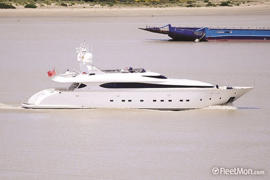 O iate do empresário tem 31 metros, é da fábrica italiana Maiora e vale agora cerca de 3 milhões de euros