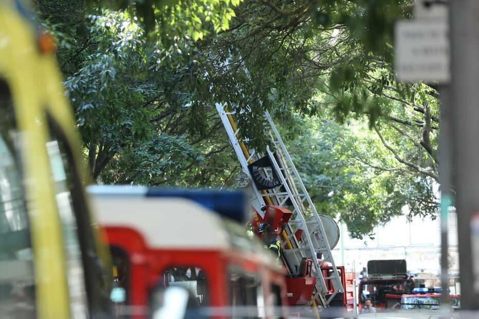 Explosão e incêndio em prédio de habitação em Campo de Ourique