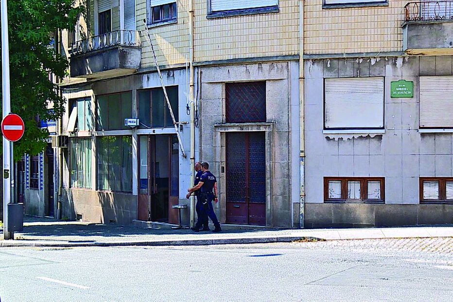 Caso acontece na esquadra da PSP de Cedofeita, que está atualmente em instalações provisórias na rua do Paraíso