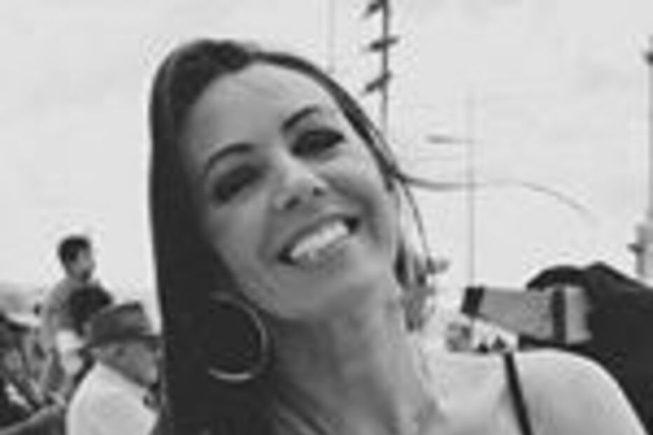 A cantora Paula Santos