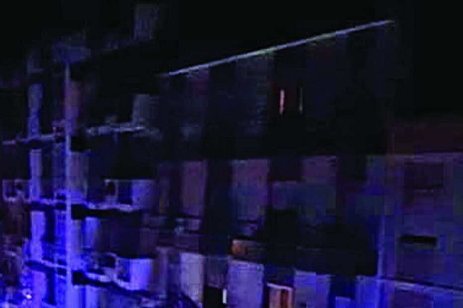 Além da PSP, os bombeiros de Portimão e elementos do INEM também acorreram ao local  