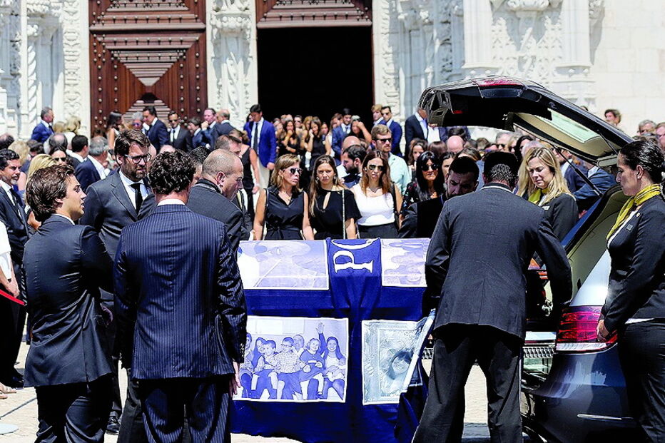 O adeus ao empresário teve lugar no Mosteiro dos Jerónimos