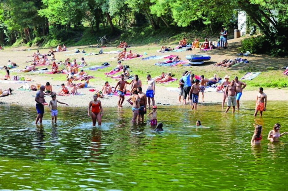 Vila de Mouros recebe milhares  de pessoas durante três dias de festa 