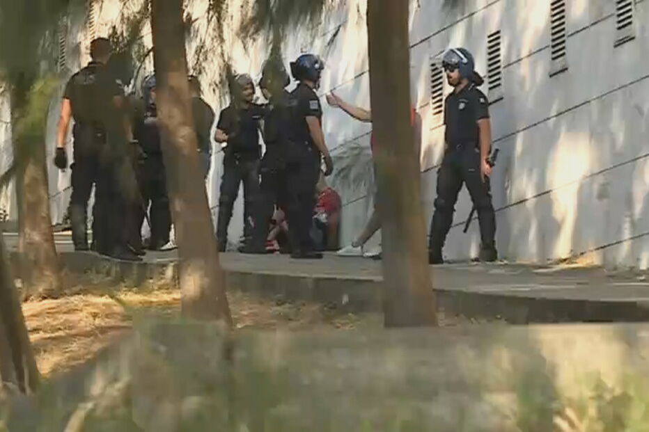 Tensão entre adeptos provoca detenções antes do dérbi no Estádio da Luz