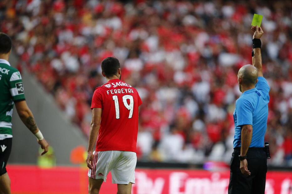 Benfica defronta Sporting no Estádio da Luz