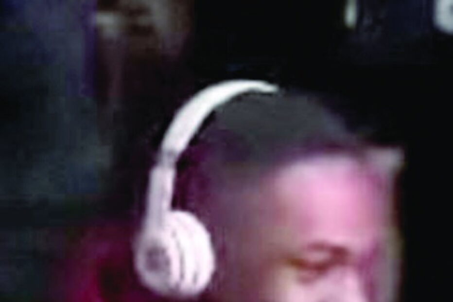 Mira laser no peito de uma das vítimas do tiroteio na Florida