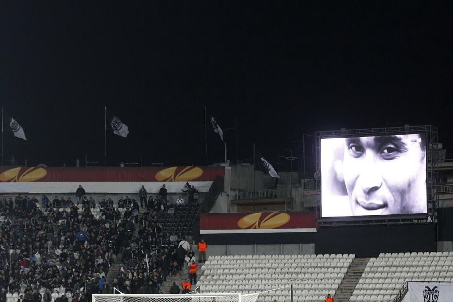 Homenagem do PAOK a Eusébio em 2014