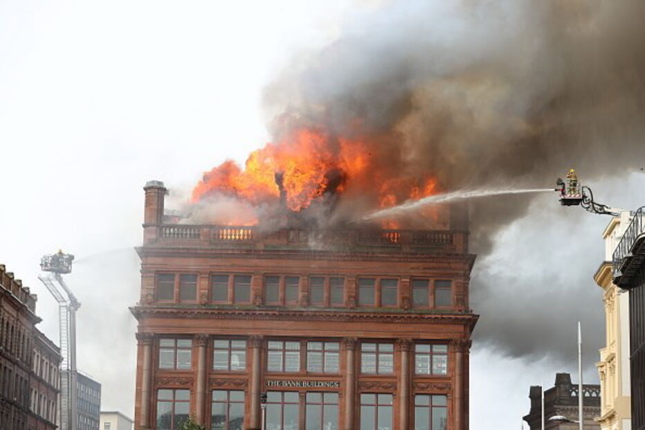 Incêndio no edifício 