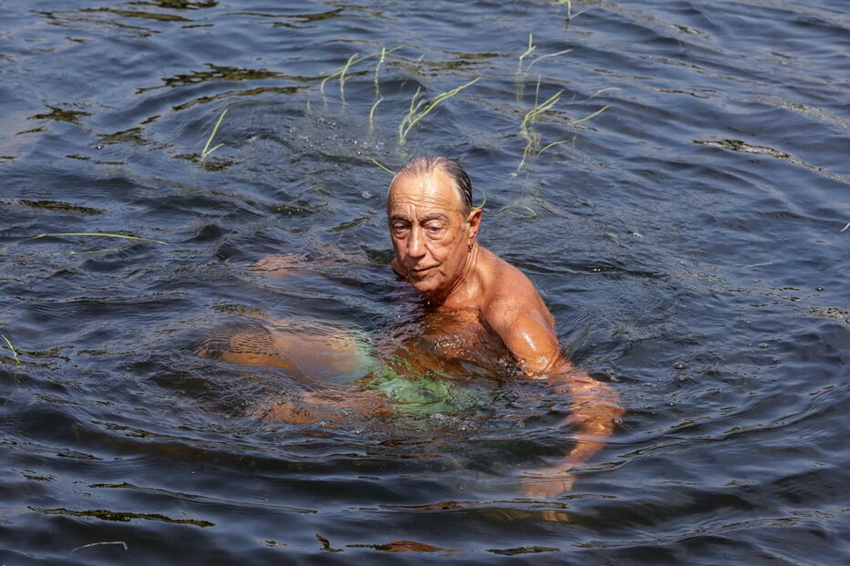 Marcelo na Praia das Rocas, em Castanheira de Pera