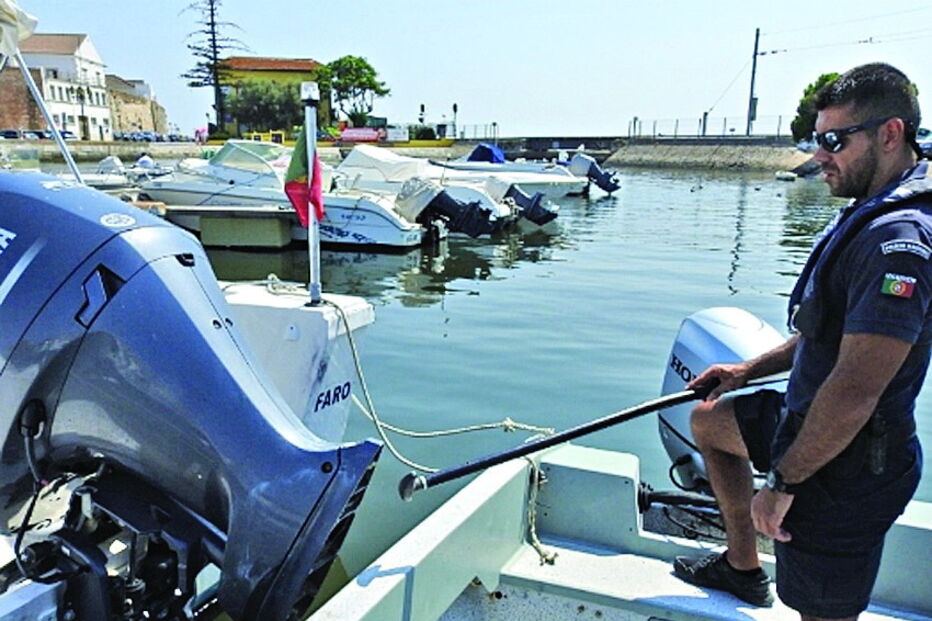 Polícia Marítima recupera embarcações em Faro