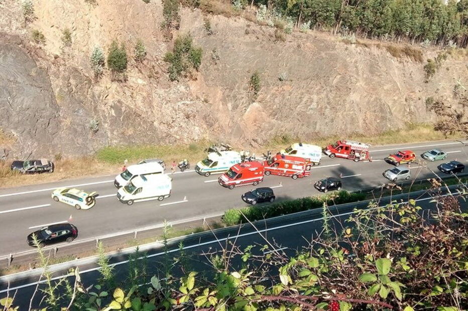 Acidente na A4