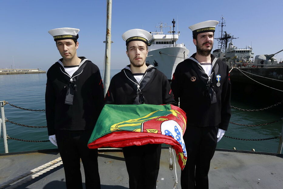 2018-08-29_18_41_12 Corveta Afonso Cerqueira bandeira2 - Copy.jpg