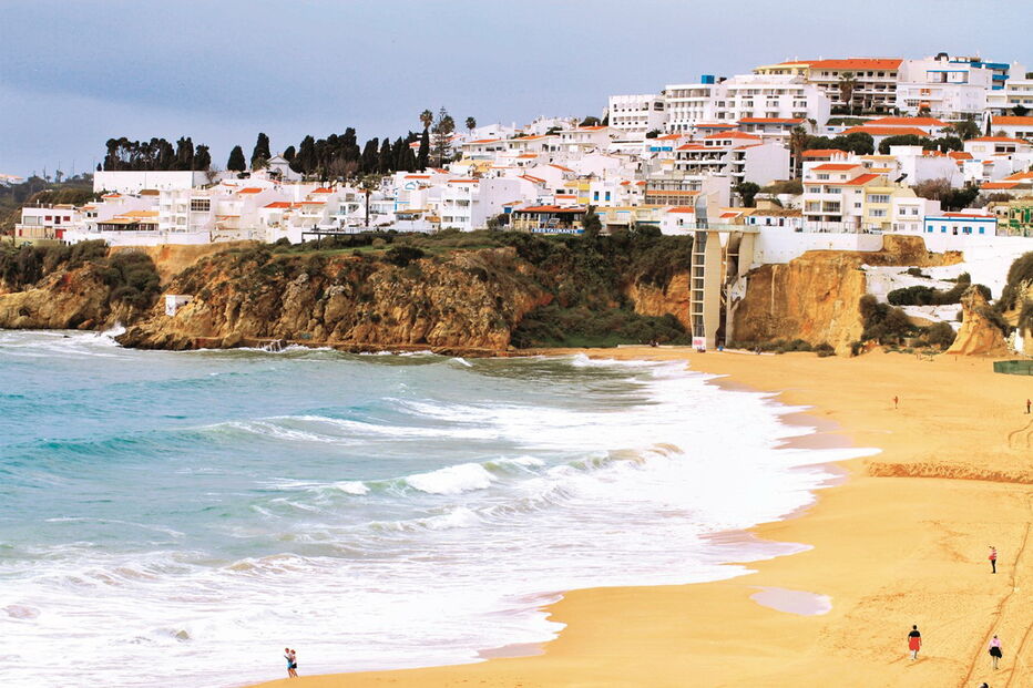 Cada metro quadrado no Algarve custa 1524 euros, o mais caro do País segundo os dados do INE   