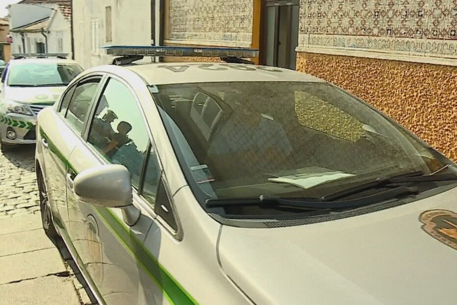 Perseguição policial leva a acidente com carro da GNR em Vila Nova de Gaia