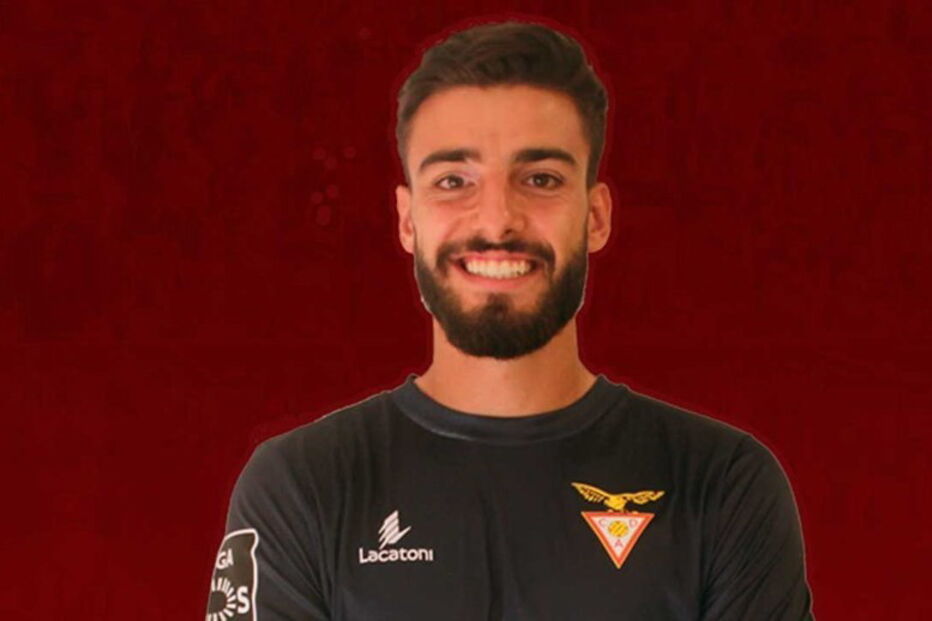  André Ferreira é o mais recente reforço do Aves