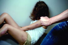 Prisão preventiva por tentar matar a mulher com uma tesoura