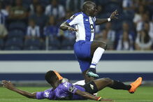 As imagens do jogo entre FC Porto e Moreirense no estádio do Dragão