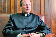 Duarte Sousa Lara, sacerdote exorcista da Diocese de Lamego