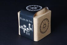 Uma embalagem de 70 gramas custa uns 12 euros, outra de 150 gramas, 20 euros 