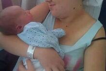 Criança morre após esperar três dias por cirurgia em Inglaterra 