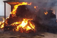 Telheiro com palha arde no Alandroal e provoca 50 mil euros de prejuízo